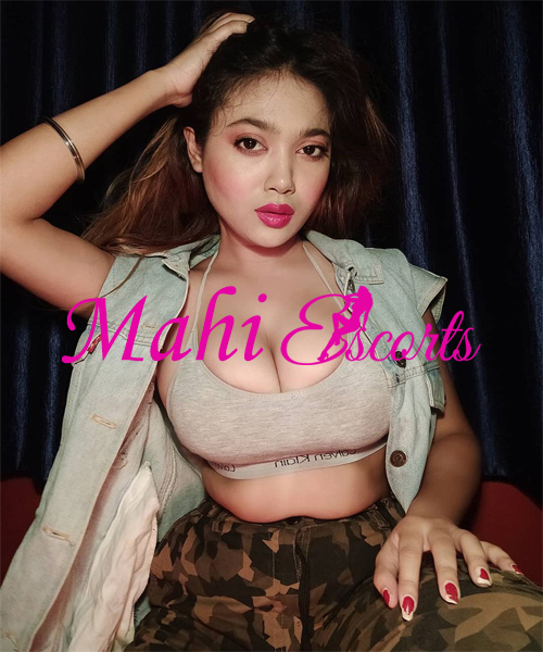 Sonam Lucknow Call Girl